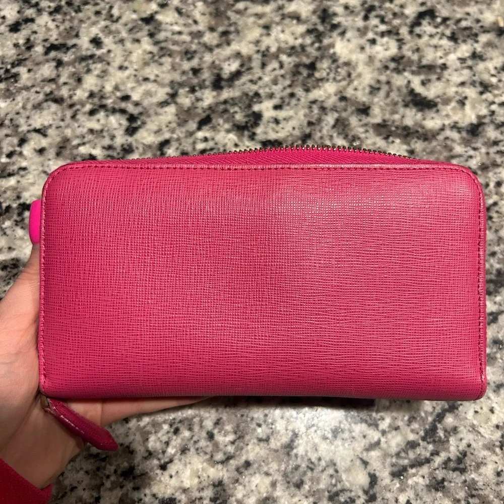 Fendi Long Zip Wallet - Picture 7 of 8